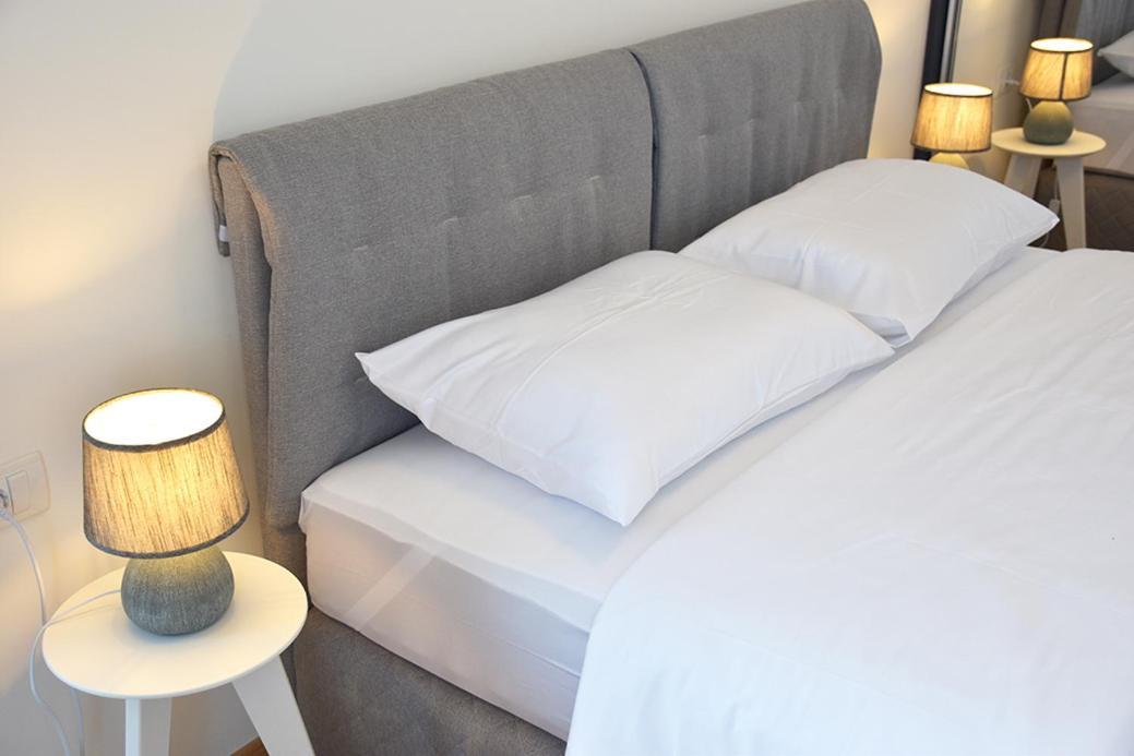 Status-M Apartments เบชิชิ ภายนอก รูปภาพ