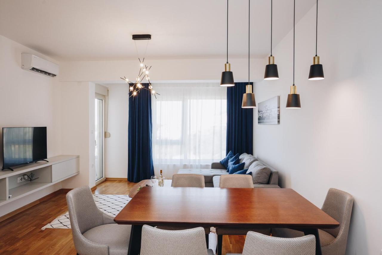Status-M Apartments เบชิชิ ภายนอก รูปภาพ