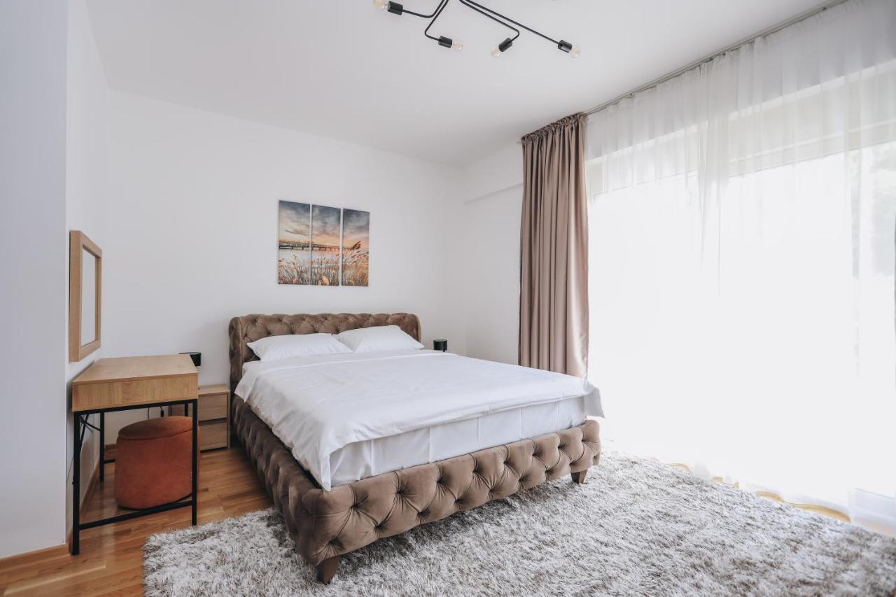 Status-M Apartments เบชิชิ ภายนอก รูปภาพ