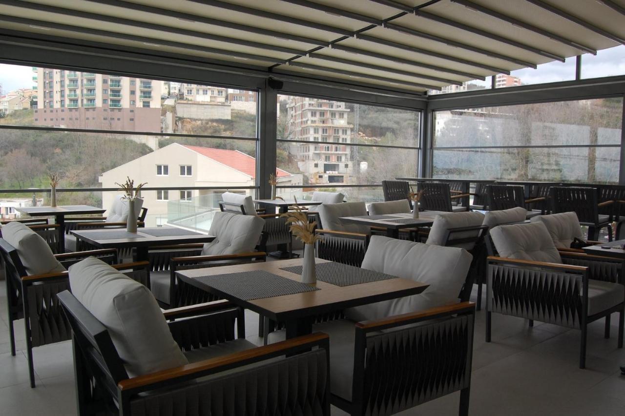 Status-M Apartments เบชิชิ ภายนอก รูปภาพ